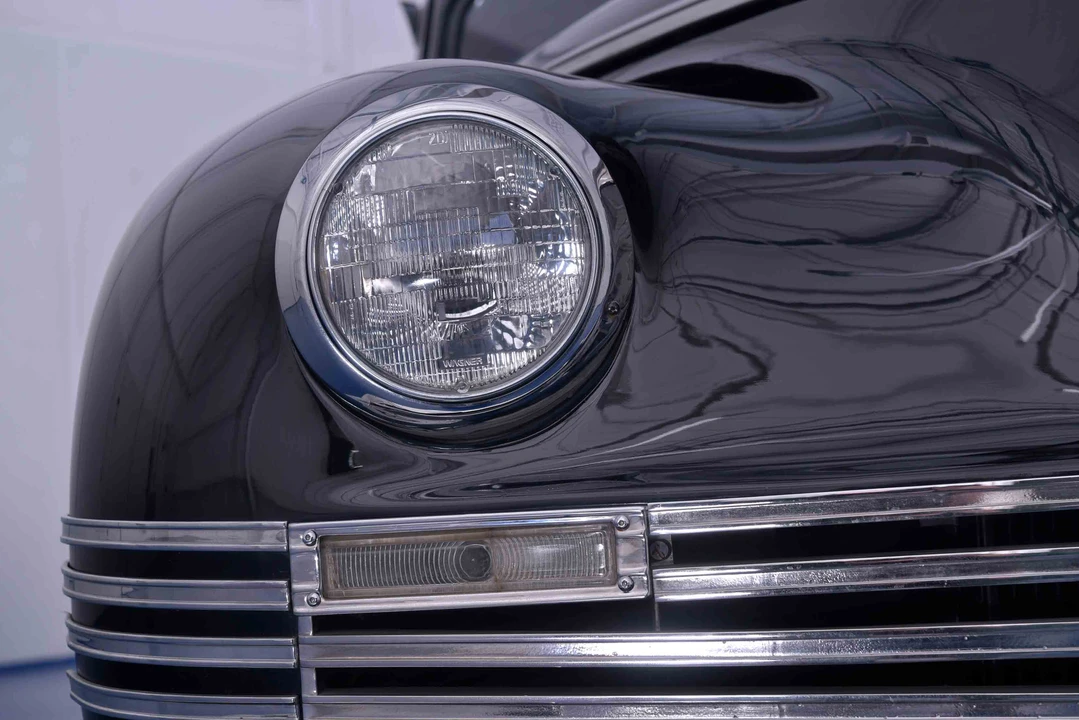 1947 Lincoln Zephyr - Image 15 of 31