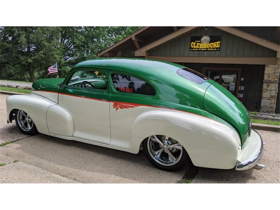 1947 Pontiac - Image 2 of 31