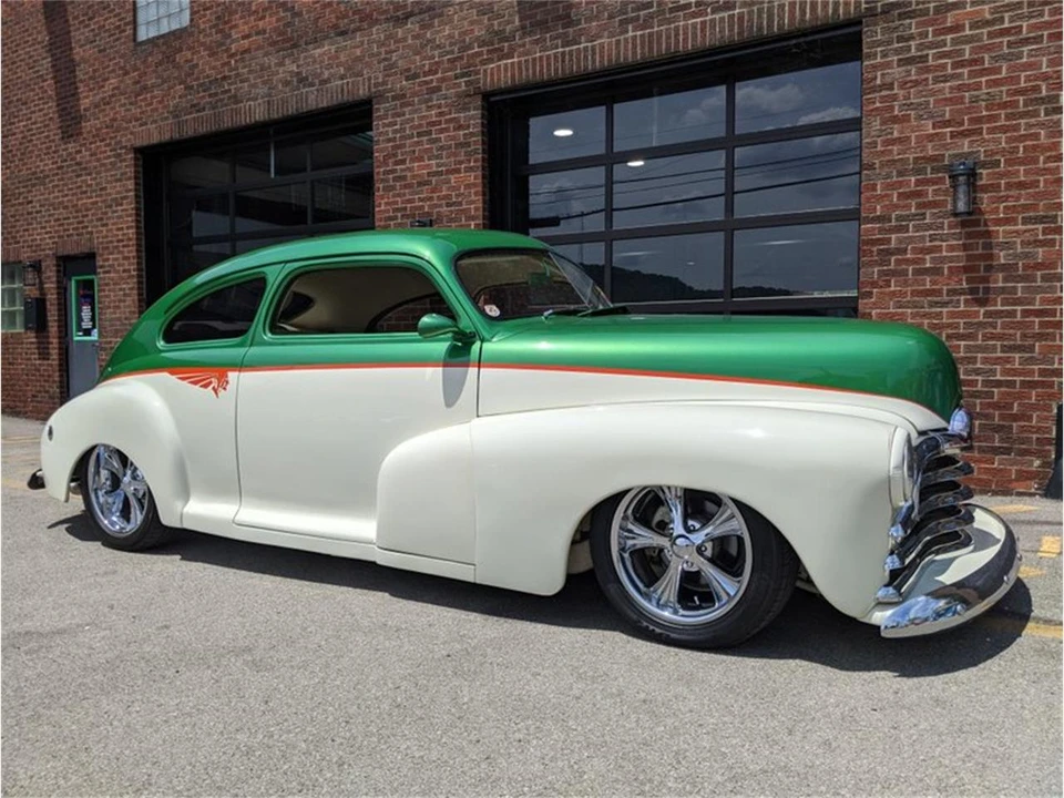 1947 Pontiac - Image 9 of 31
