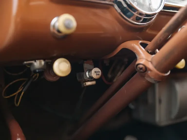 1947 Pontiac Chieftain - Image 27 of 31