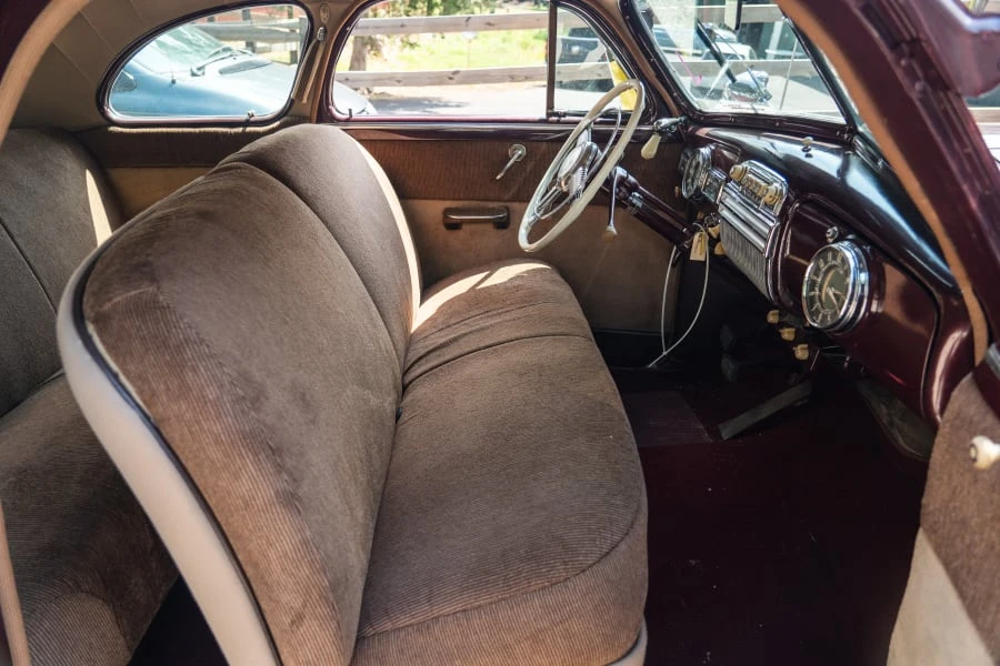 1947 Pontiac - Image 9 of 12