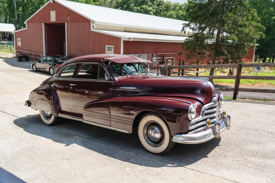 1947 Pontiac - Image 4 of 12