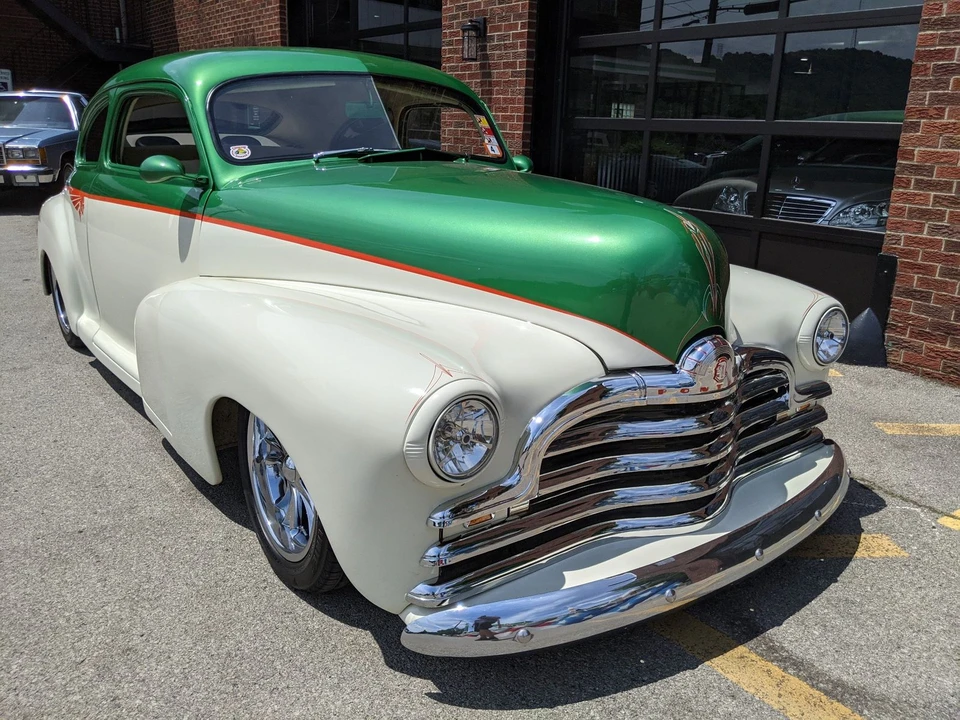 1947 Pontiac Chieftain - Image 18 of 31