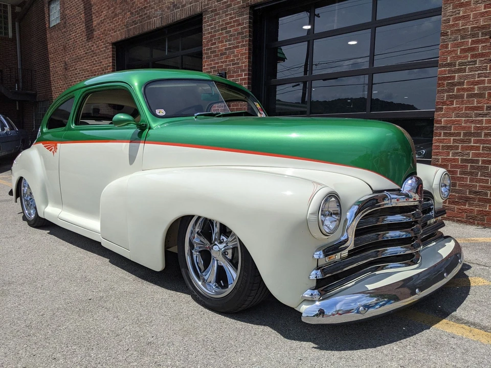 1947 Pontiac Chieftain - Image 5 of 31