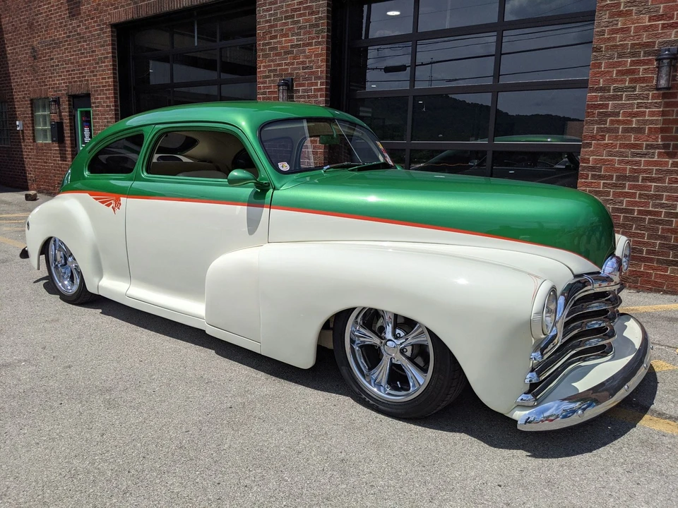 1947 Pontiac Chieftain - Image 19 of 31