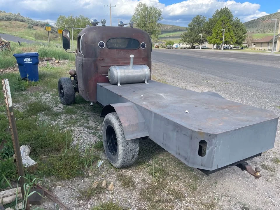 1947 Reo - Image 5 of 6