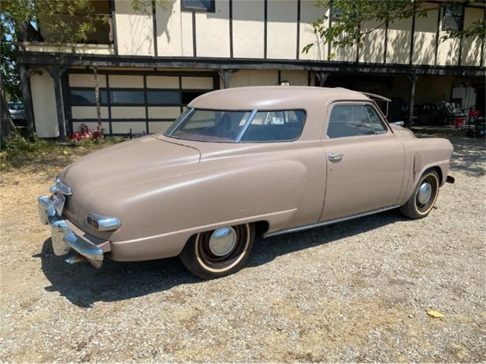 1947 Studebaker Commander - Image 9 of 10