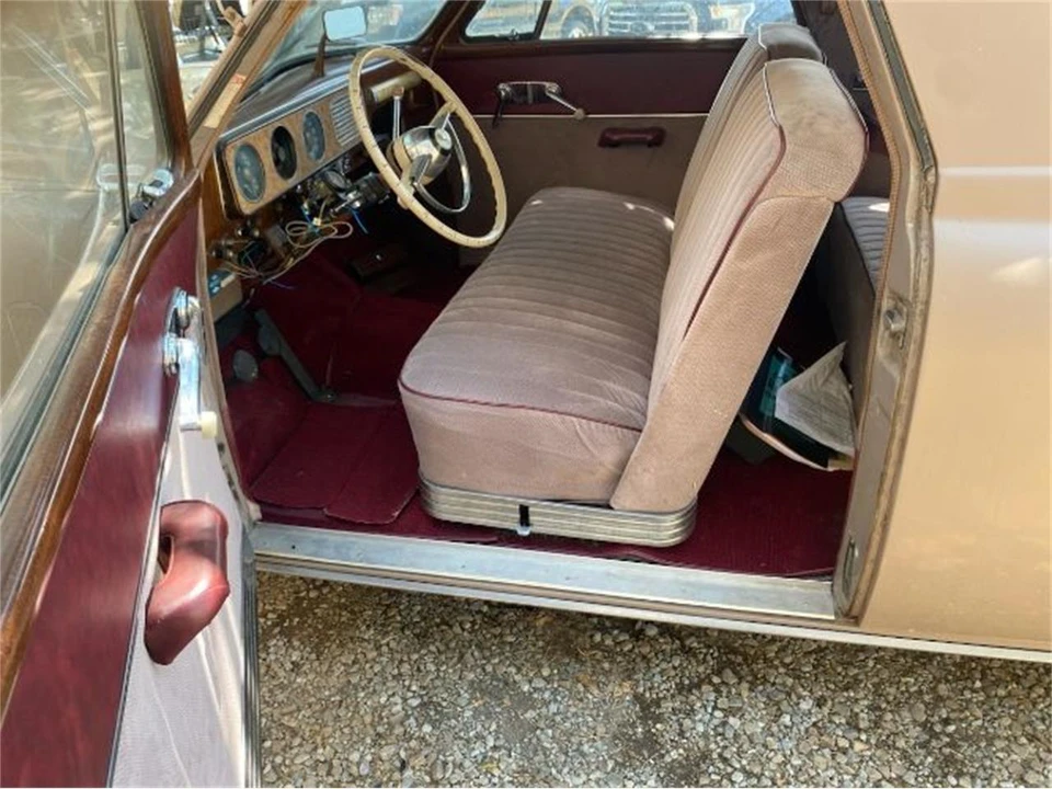 1947 Studebaker Commander - Image 4 of 10