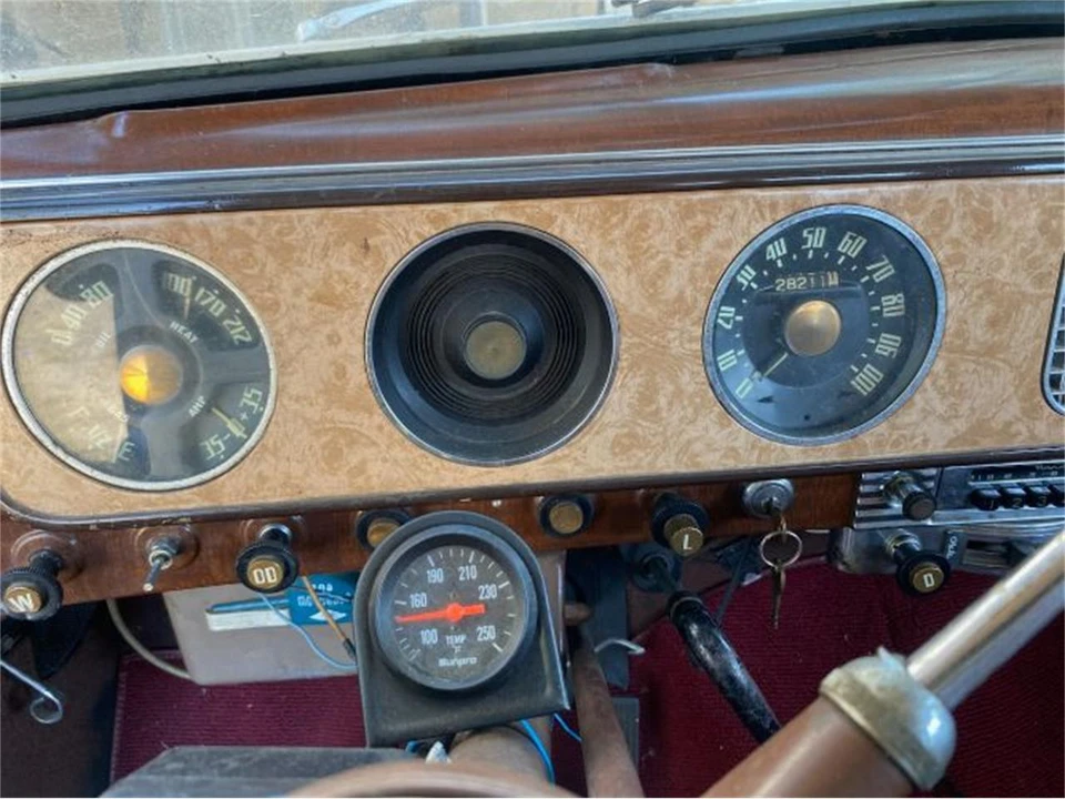 1947 Studebaker Commander - Image 3 of 10