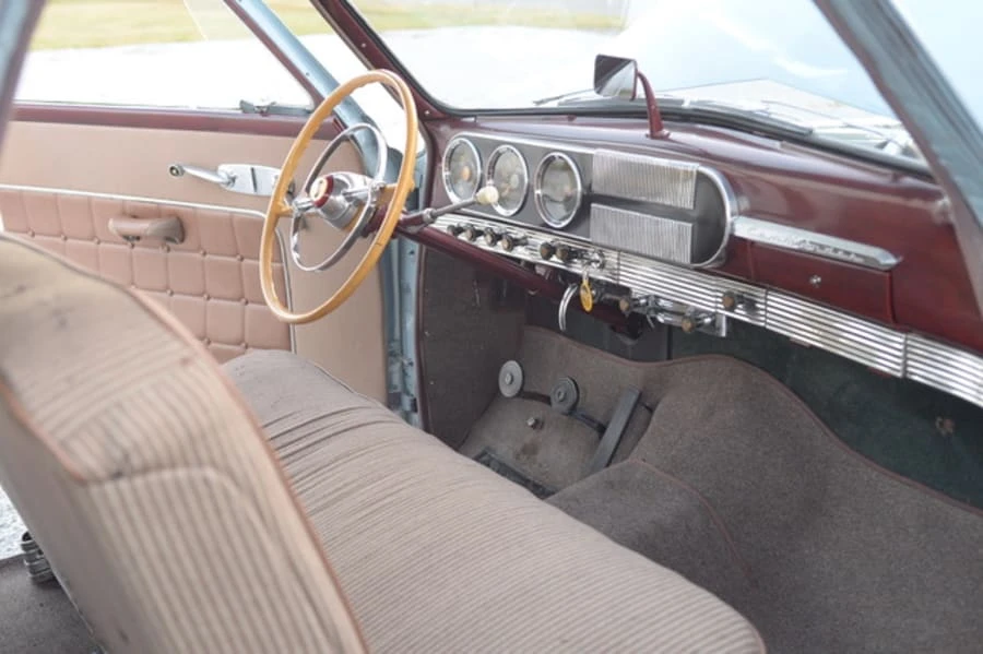 1947 Studebaker Commander - Image 11 of 16
