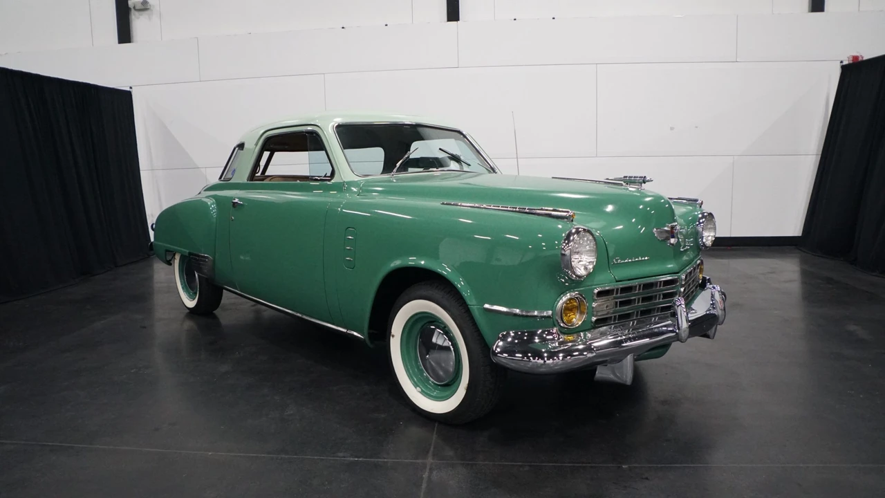 1947 Studebaker Commander - Image 7 of 31