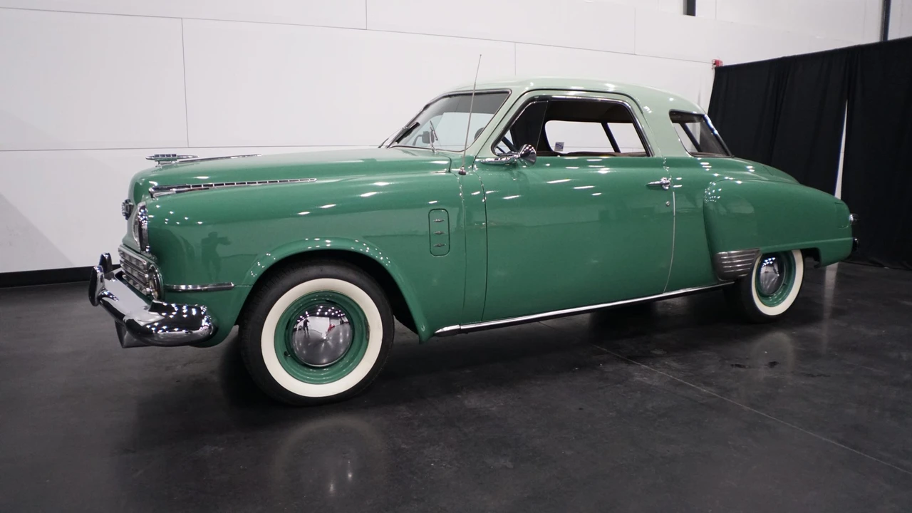 1947 Studebaker Commander - Image 2 of 31