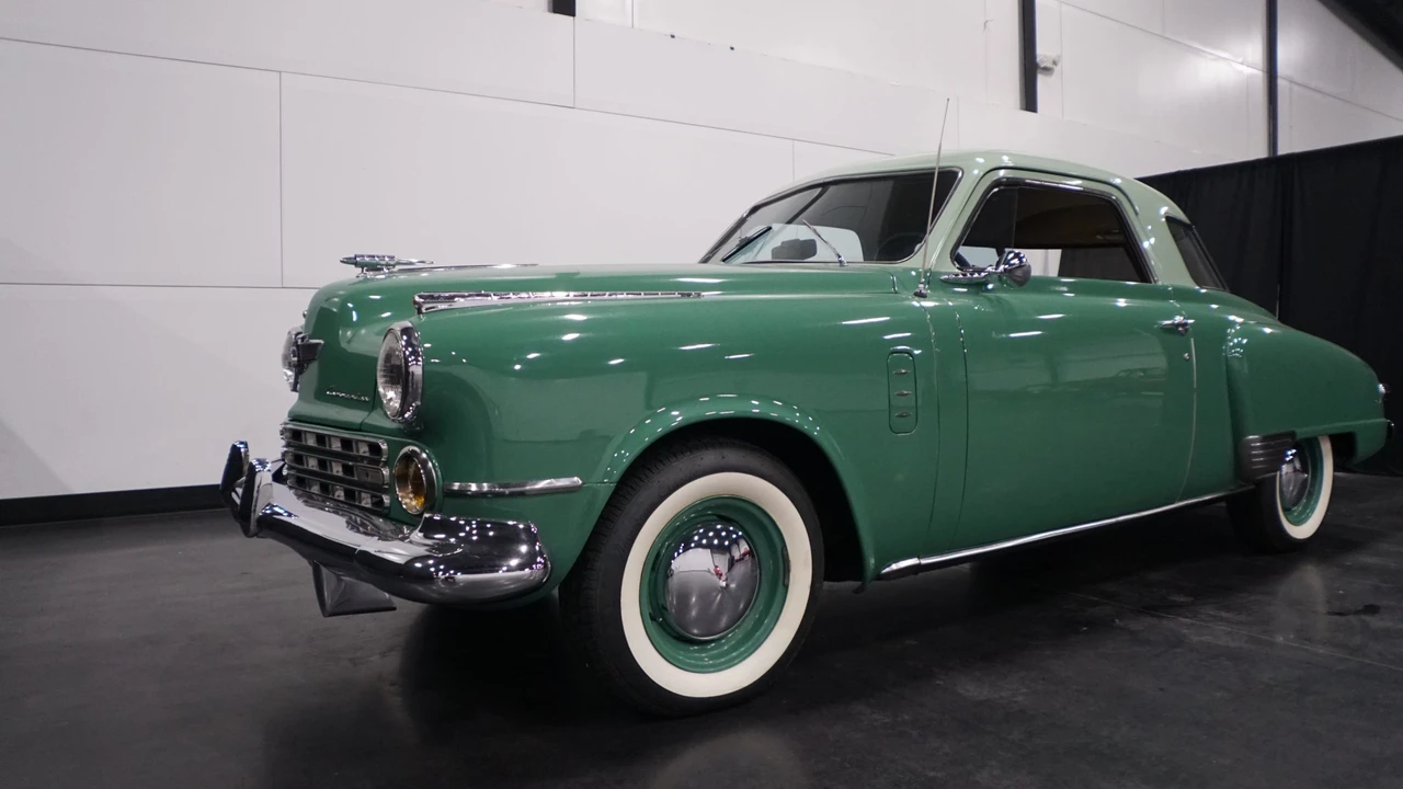 1947 Studebaker Commander - Image 4 of 31