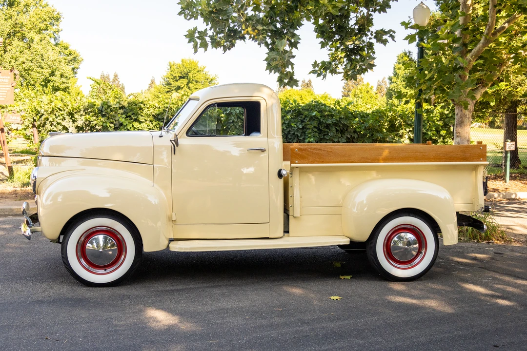 1947 Studebaker - Image 3 of 31
