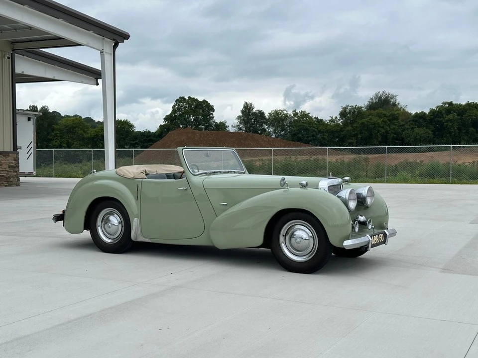 1947 Triumph 1800 Roadster - Image 7 of 31