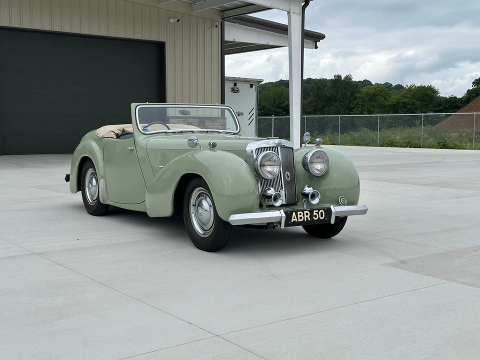 1947 Triumph 1800 Roadster - Image 6 of 31