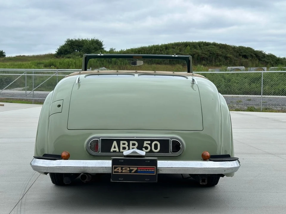 1947 Triumph 1800 Roadster - Image 10 of 31