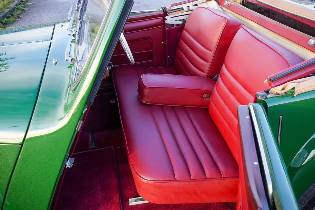 1947 Triumph 1800 Roadster - Image 15 of 30