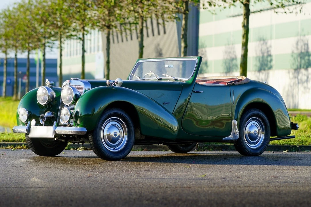 1947 Triumph 1800 Roadster - Image 9 of 30
