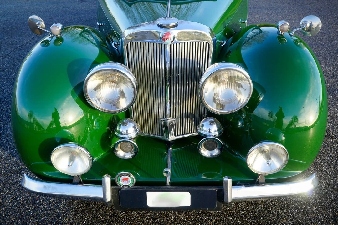 1947 Triumph 1800 Roadster - Image 24 of 30