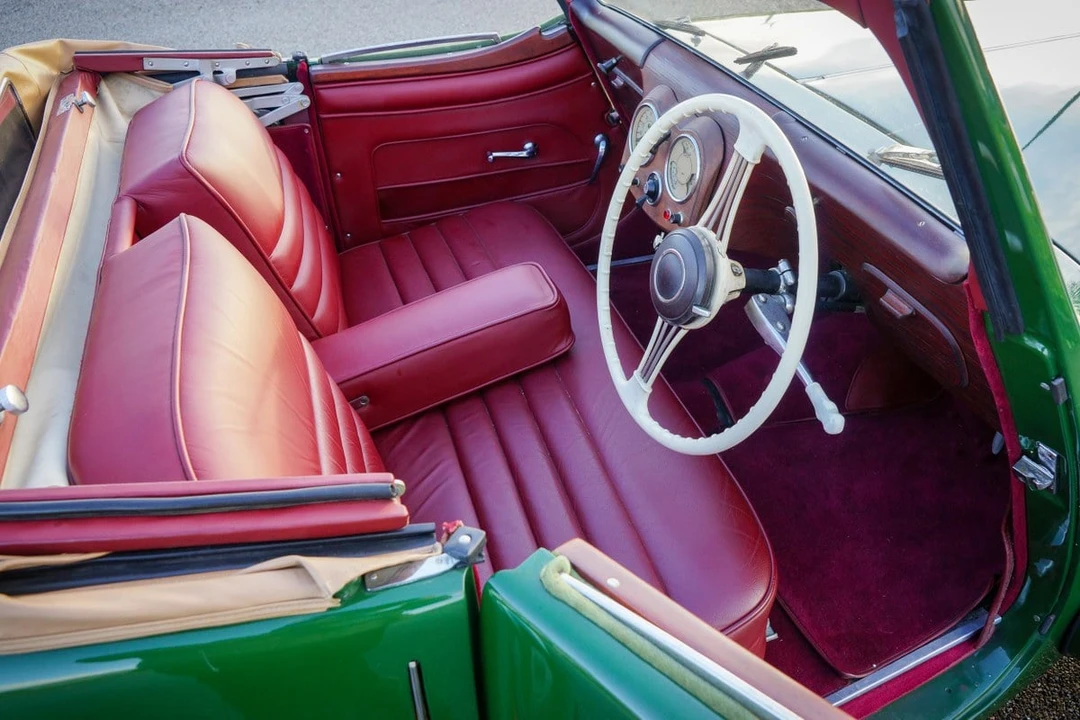 1947 Triumph 1800 Roadster - Image 14 of 30
