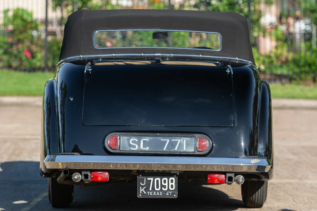 1947 Triumph 1800 Roadster - Image 12 of 31