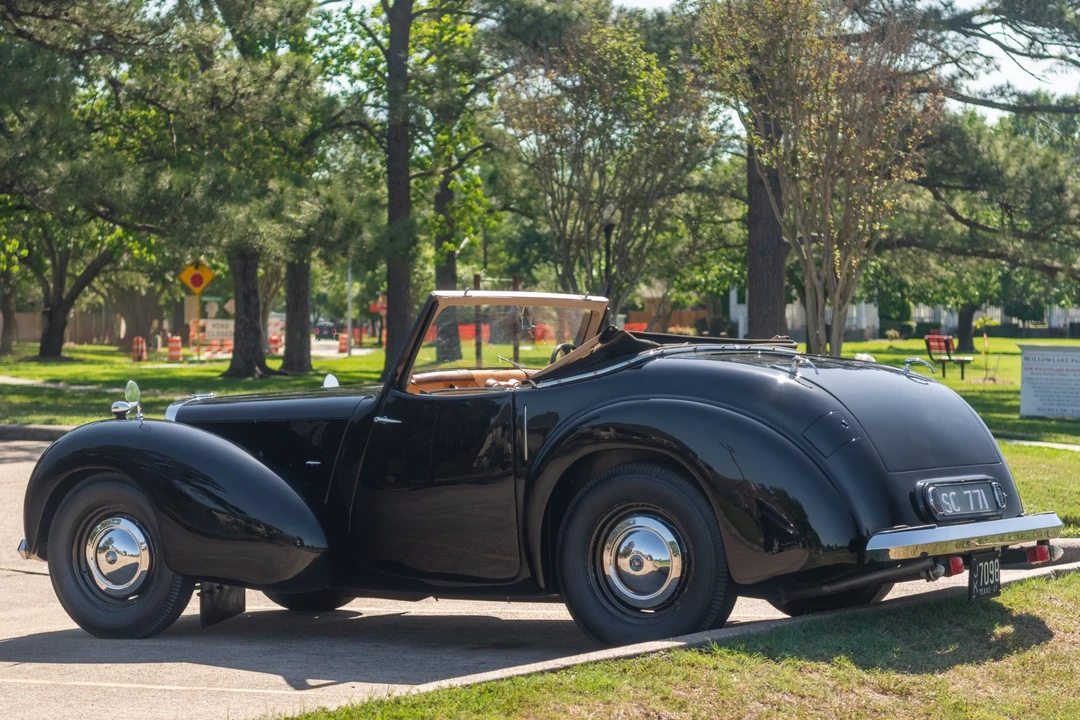 1947 Triumph 1800 Roadster - Image 4 of 31