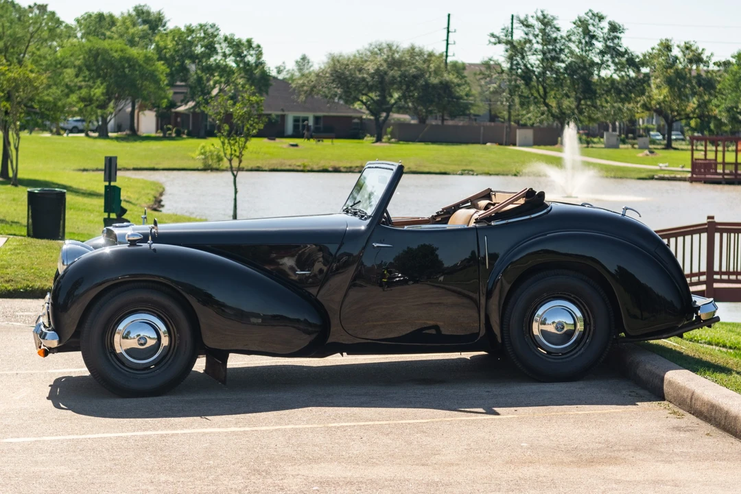 1947 Triumph 1800 Roadster - Image 3 of 31