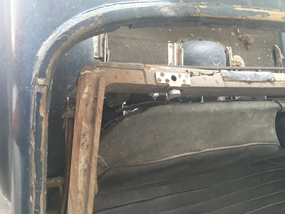 1947 Triumph 1800 Roadster - Image 10 of 21
