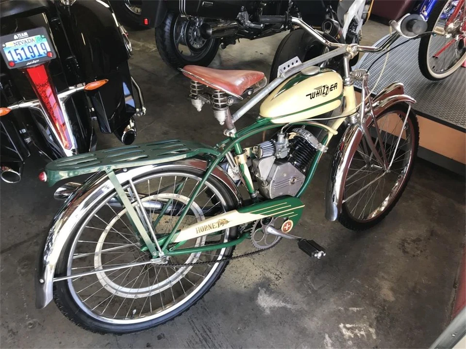 1947 Whizzer - Image 2 of 14