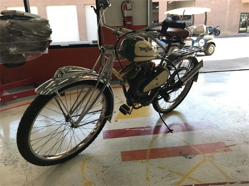1947 Whizzer - Image 4 of 14