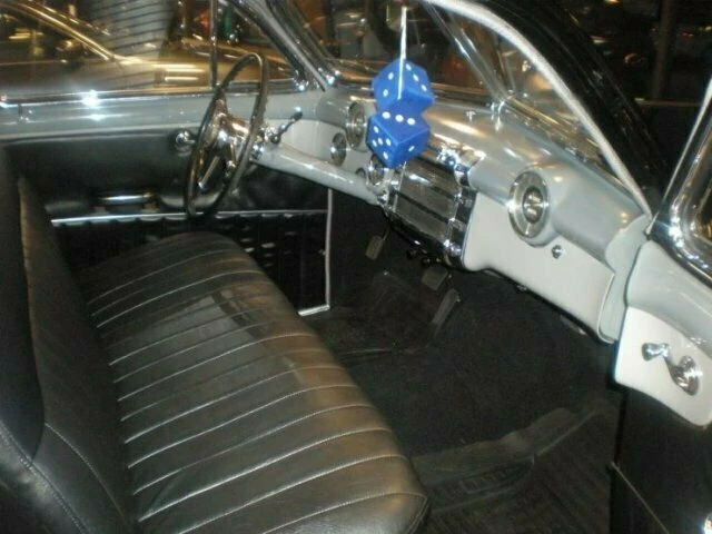 1948 Buick Roadmaster - Image 3 of 3