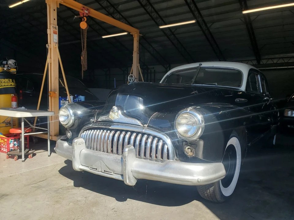 1948 Buick Roadmaster - Image 6 of 18