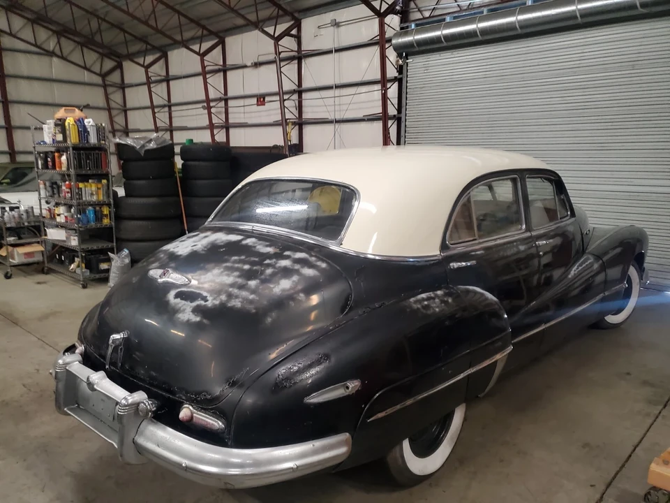 1948 Buick Roadmaster - Image 13 of 18
