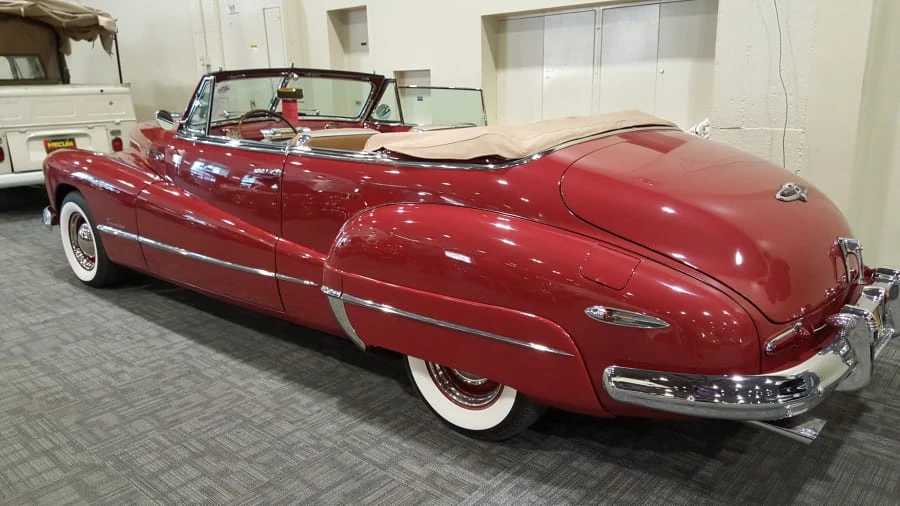 1948 Buick Roadmaster - Image 2 of 11
