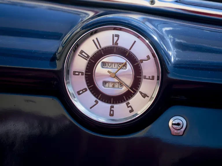 1948 Buick Roadmaster - Image 14 of 23