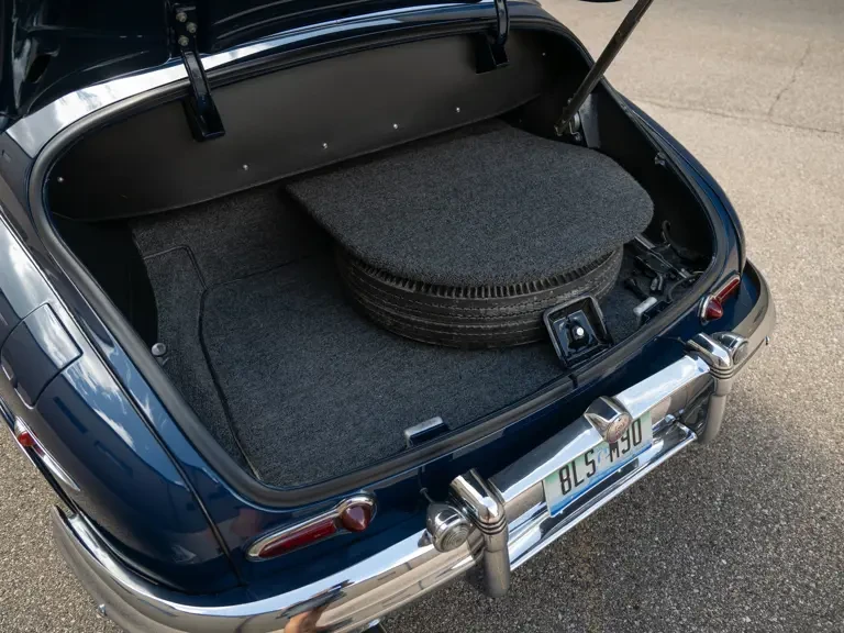 1948 Buick Roadmaster - Image 17 of 31