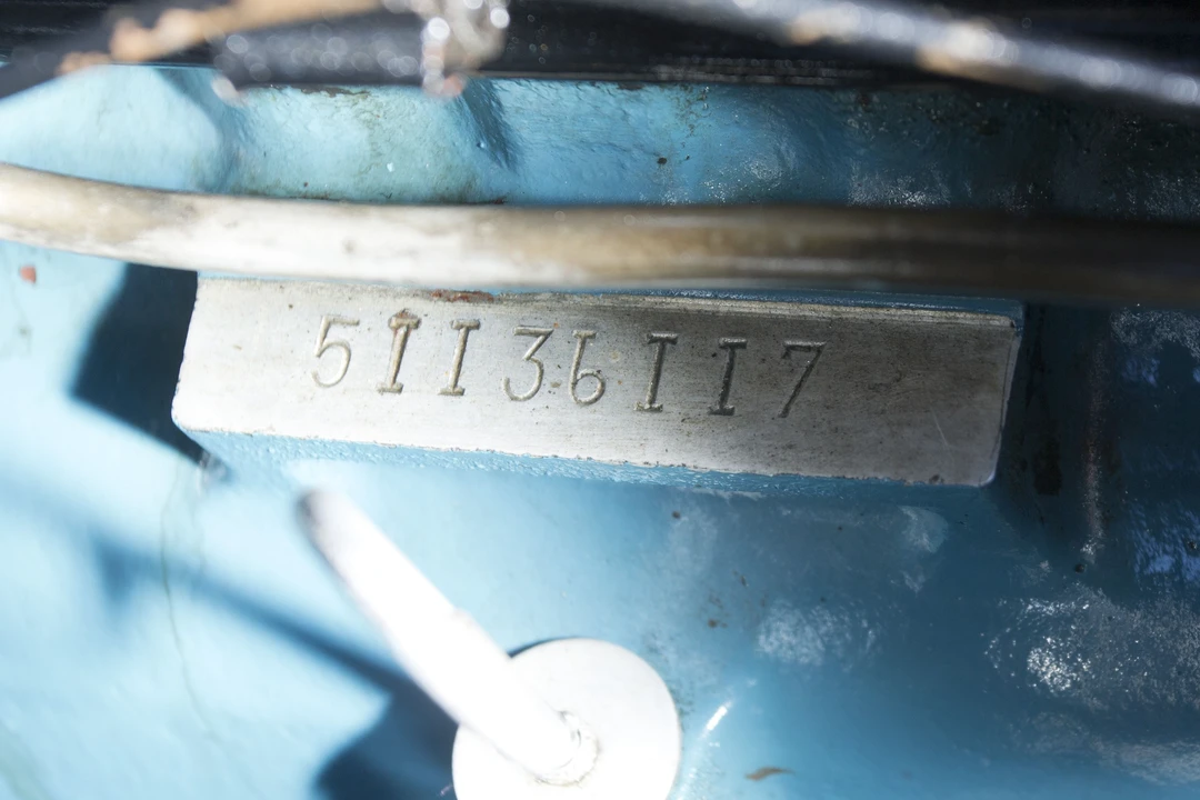 1948 Buick Roadmaster - Image 10 of 31