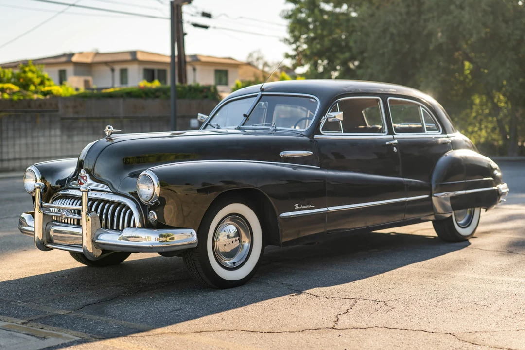 1948 Buick Roadmaster - Image 2 of 31