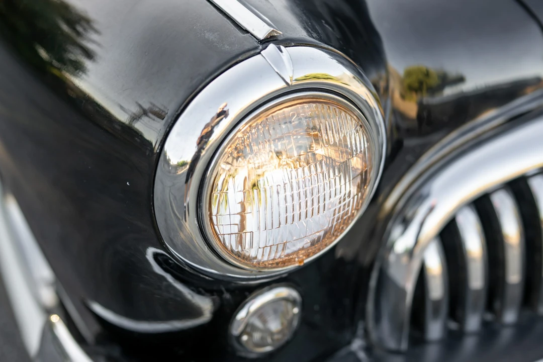1948 Buick Roadmaster - Image 13 of 31