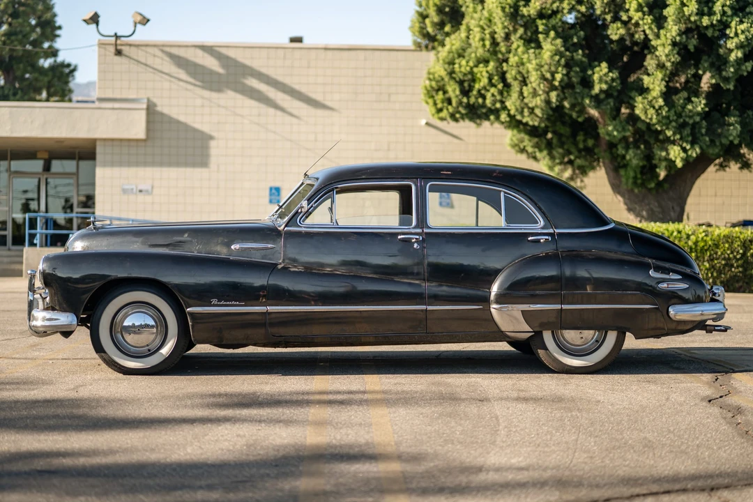1948 Buick Roadmaster - Image 10 of 31
