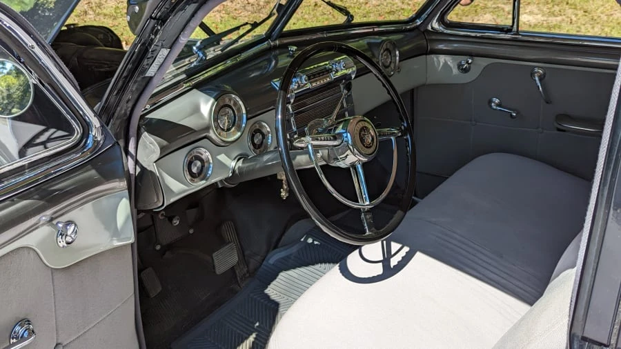 1948 Buick Roadmaster - Image 4 of 29
