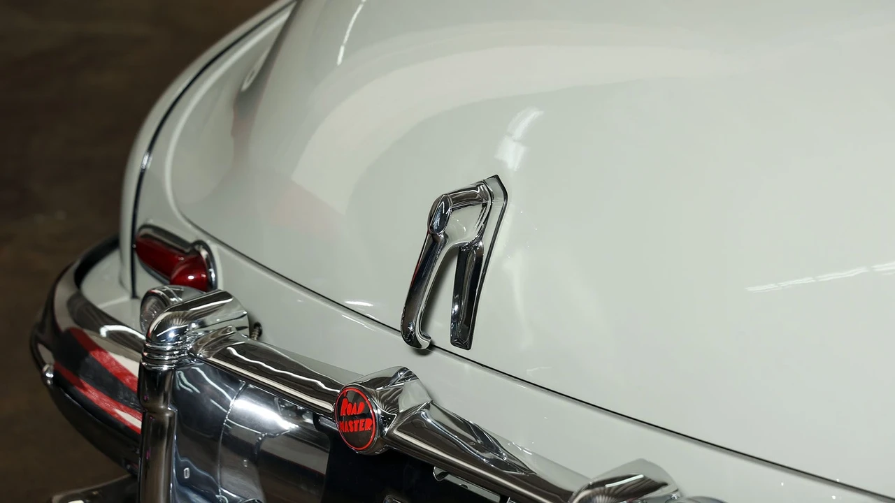 1948 Buick Roadmaster - Image 7 of 31