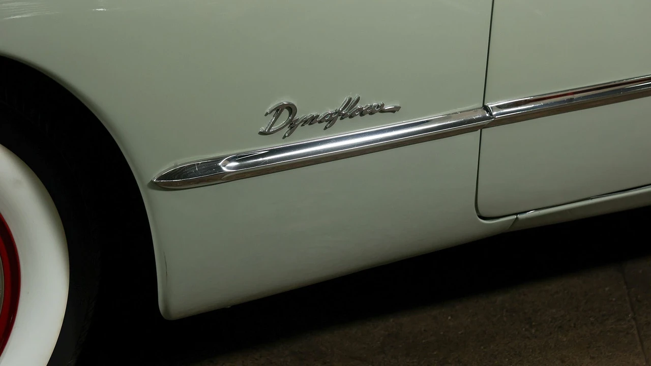 1948 Buick Roadmaster - Image 23 of 31