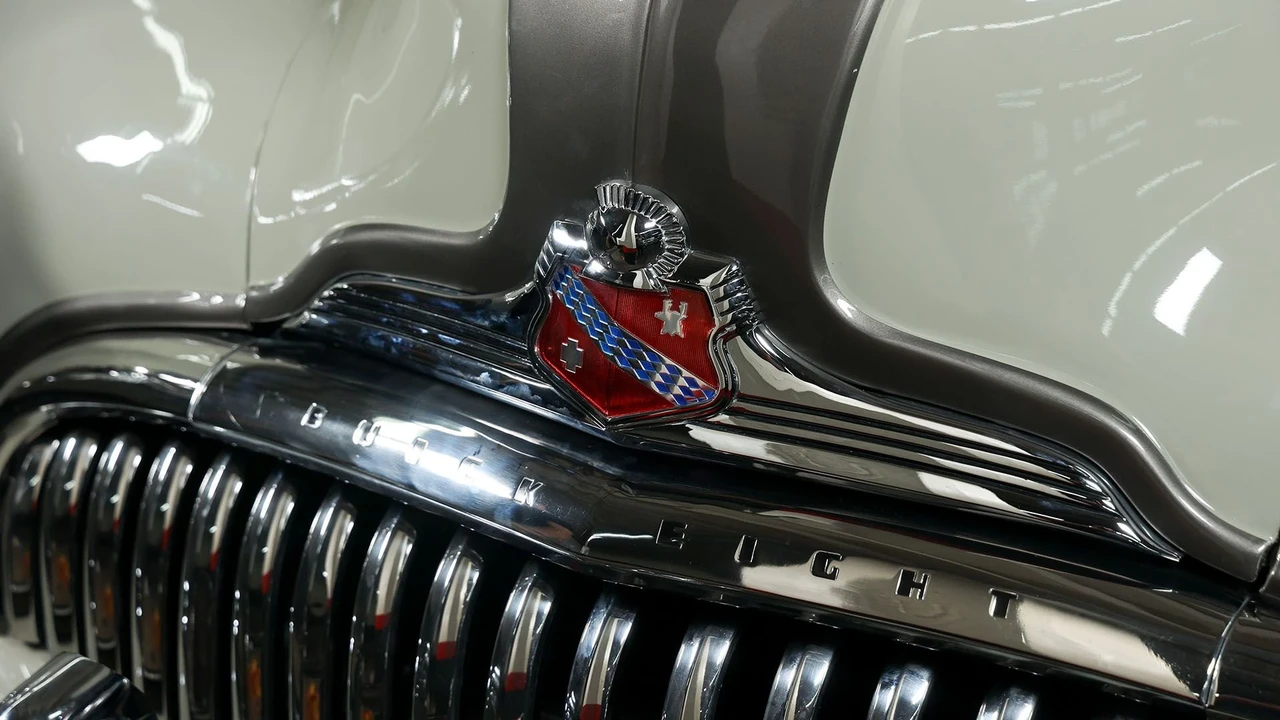 1948 Buick Roadmaster - Image 29 of 31