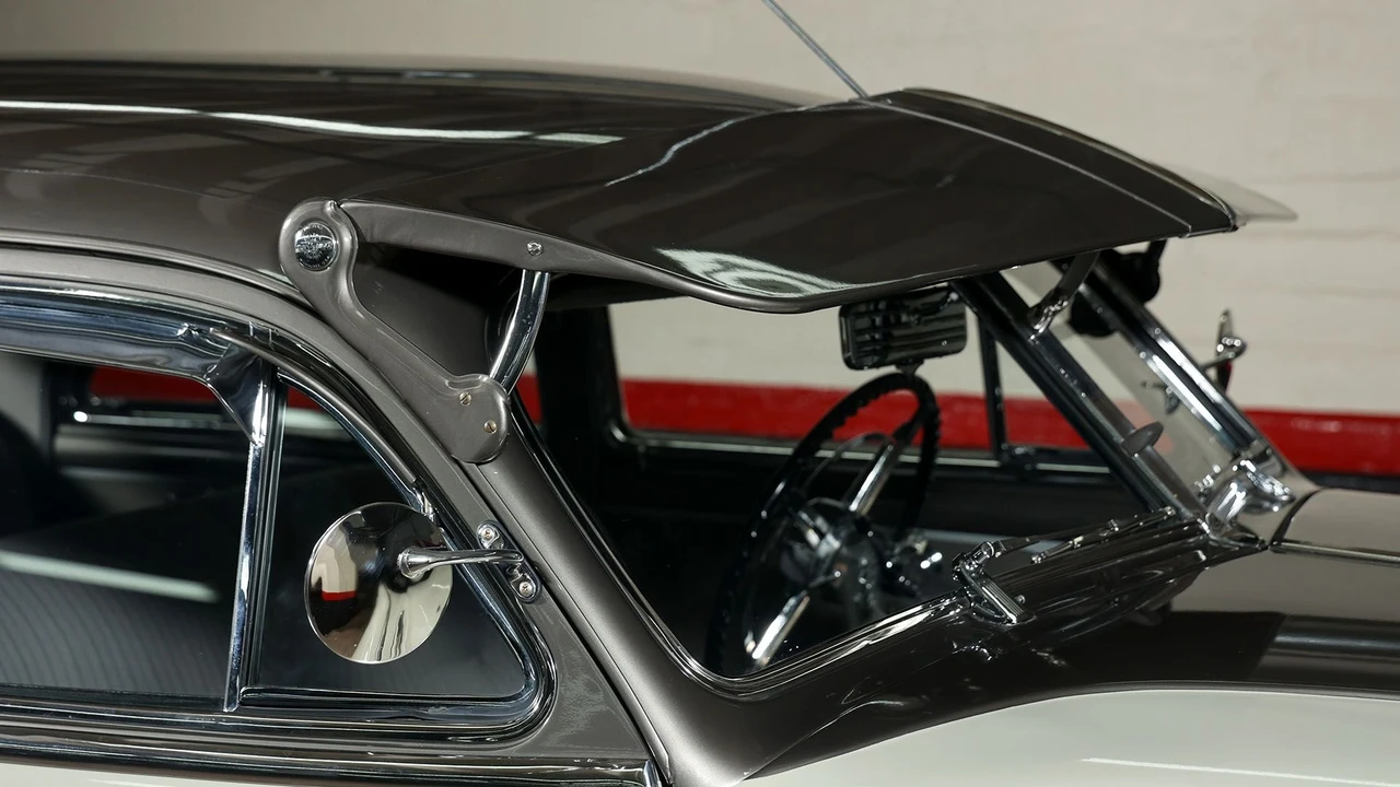 1948 Buick Roadmaster - Image 25 of 31
