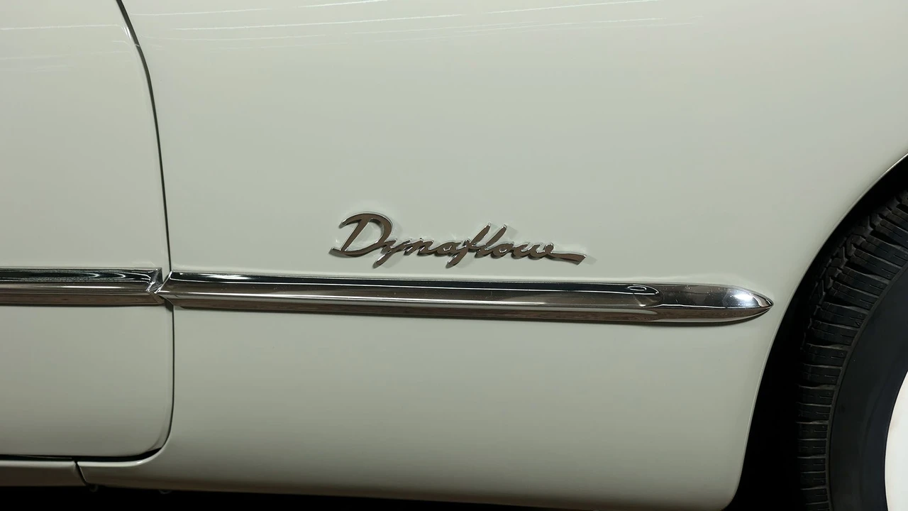 1948 Buick Roadmaster - Image 22 of 31