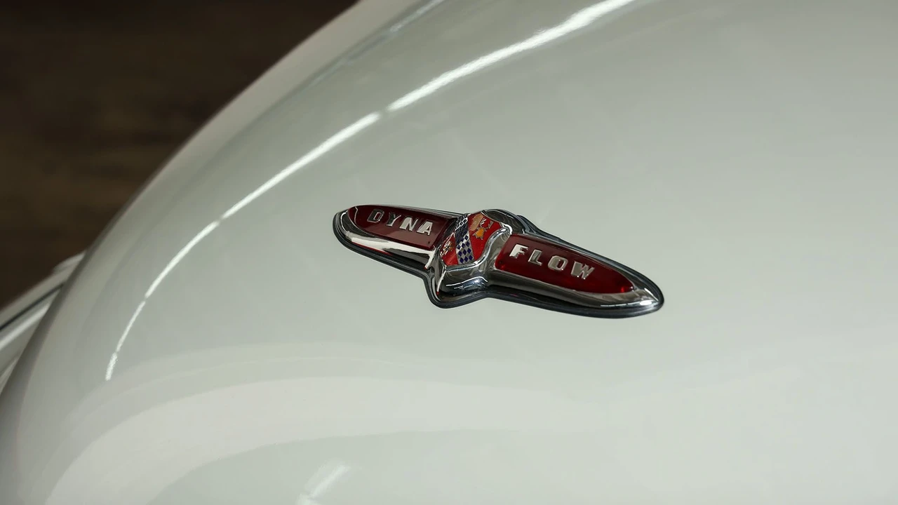 1948 Buick Roadmaster - Image 6 of 31
