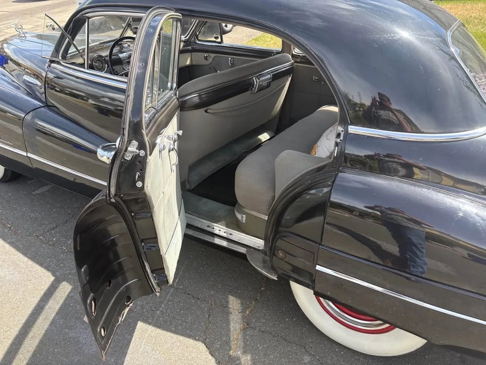 1948 Buick Roadmaster - Image 10 of 19