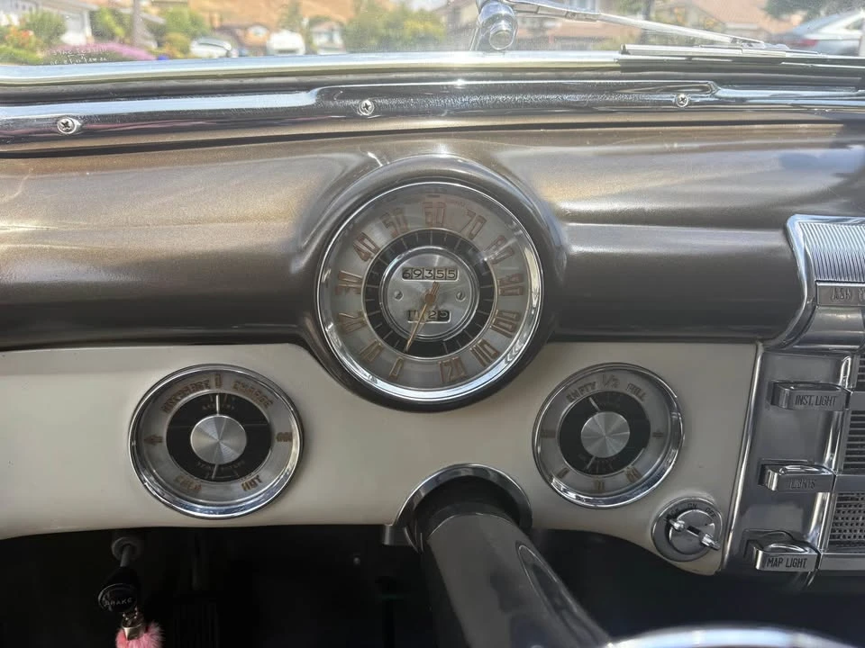 1948 Buick Roadmaster - Image 6 of 19